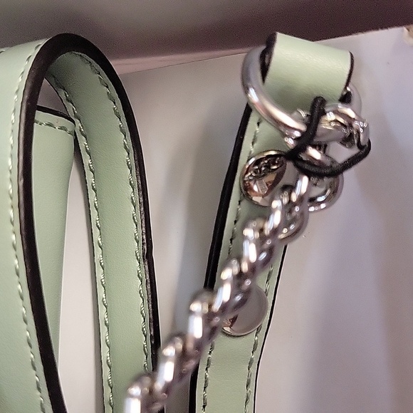 Nine West Mint Green Crossbody Bag Chain Accent Strap New In Box - Picture 10 of 10
